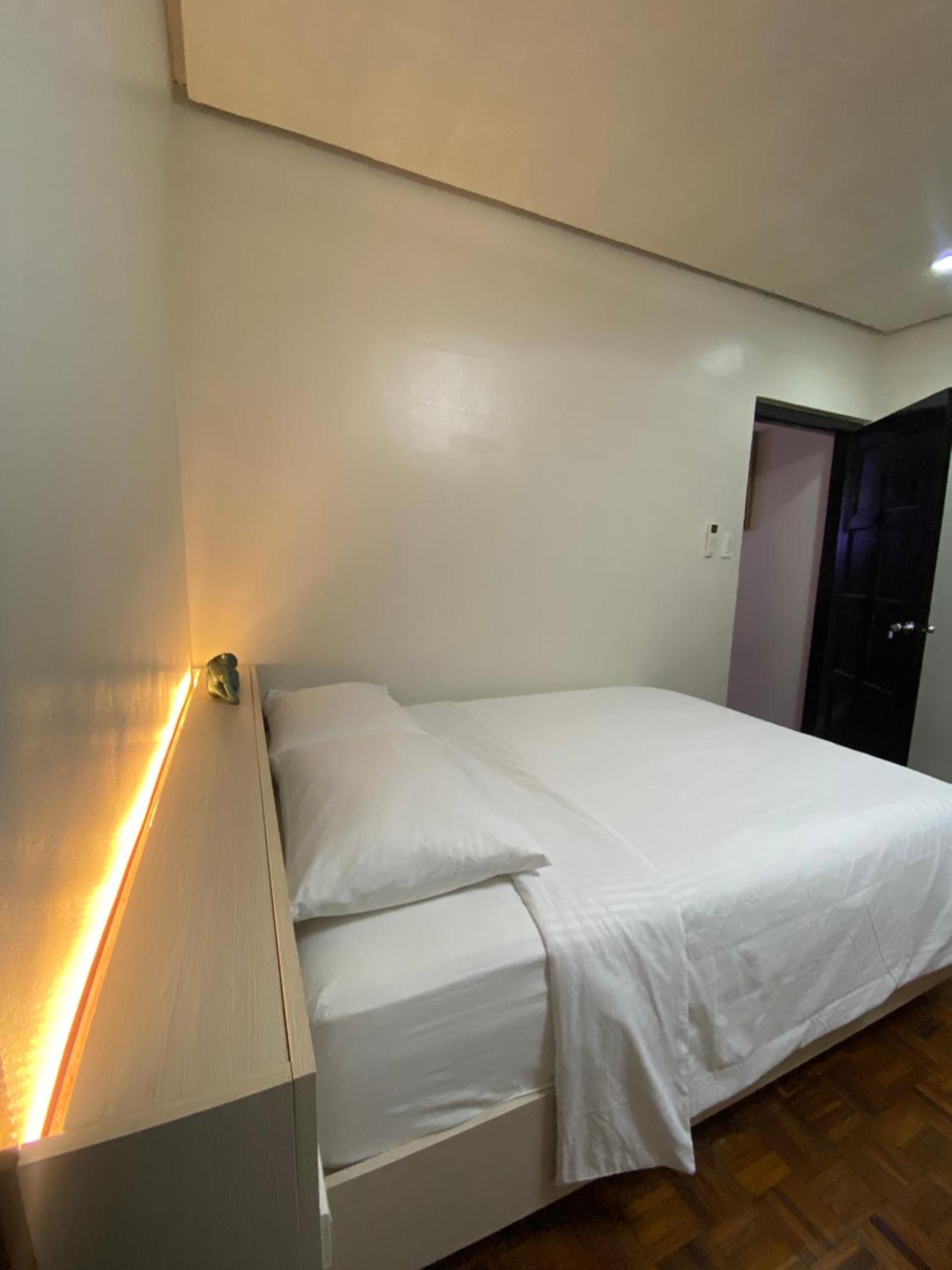 Honey Suite Room Inside Bee Cafe Cebu At Ayala Area Exterior foto